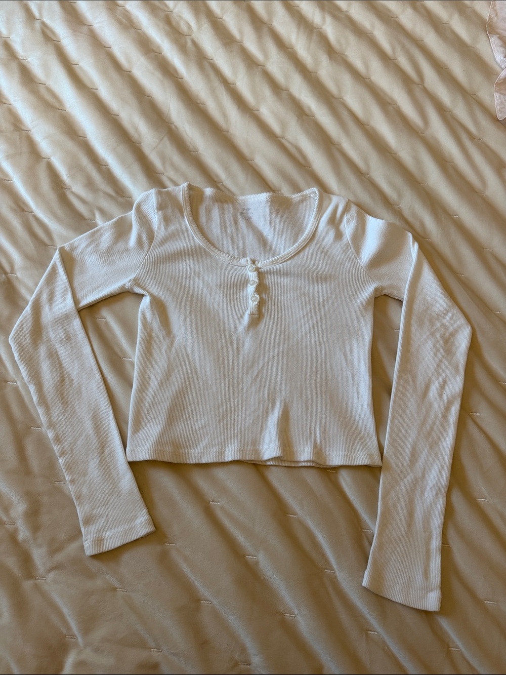 Brandy Melville Ivory Ribbed Long-Sleeve Henley Top